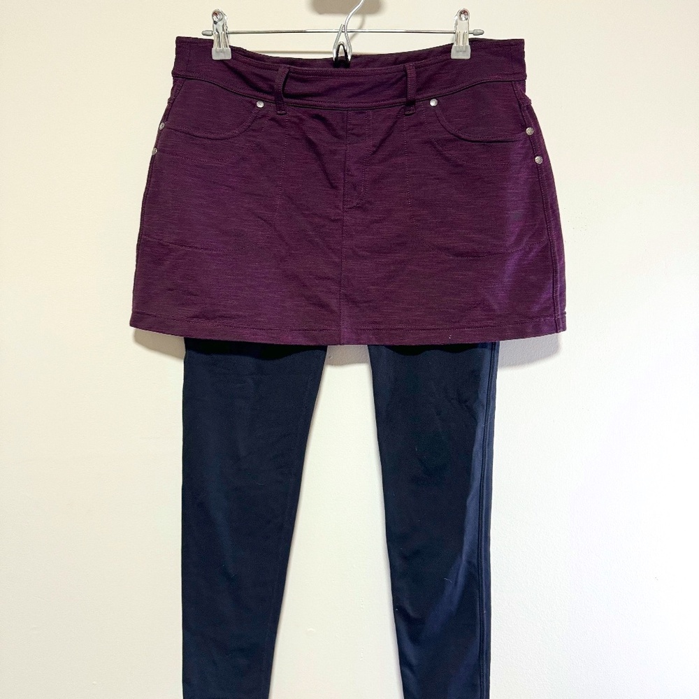 Athleta 2 in 1 Skirt with Leggings Size L Black and Purple Athleisure Yoga